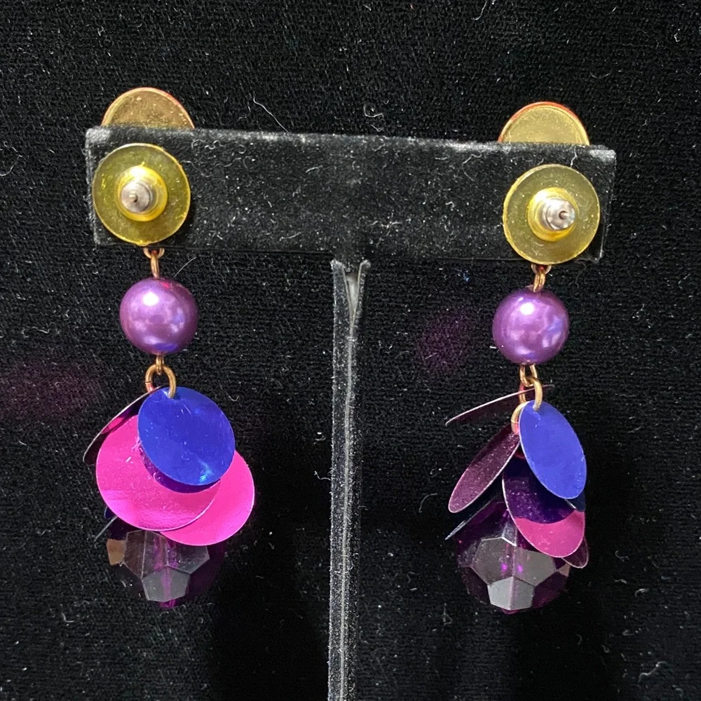 Elegant vintage Multicolor Dangle pierced Earrings